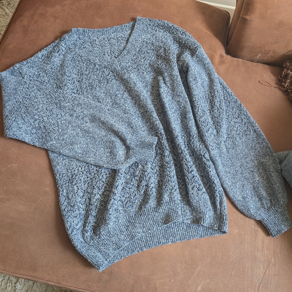 SHEIN Women's Gray V-Neck Sweater